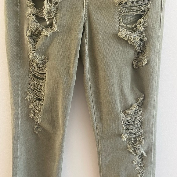 Guess Faded Green Distressed Jeans, Size 27 - Picture 3 of 12